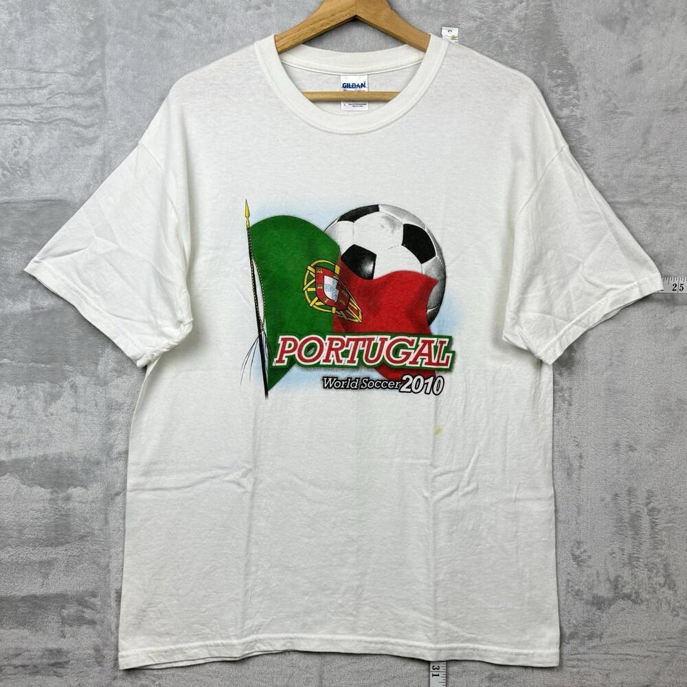 Portugal World Soccer 2010 T-Shirt Gildan Heavy Cotton Size L FIFA Fan Tee Y2K